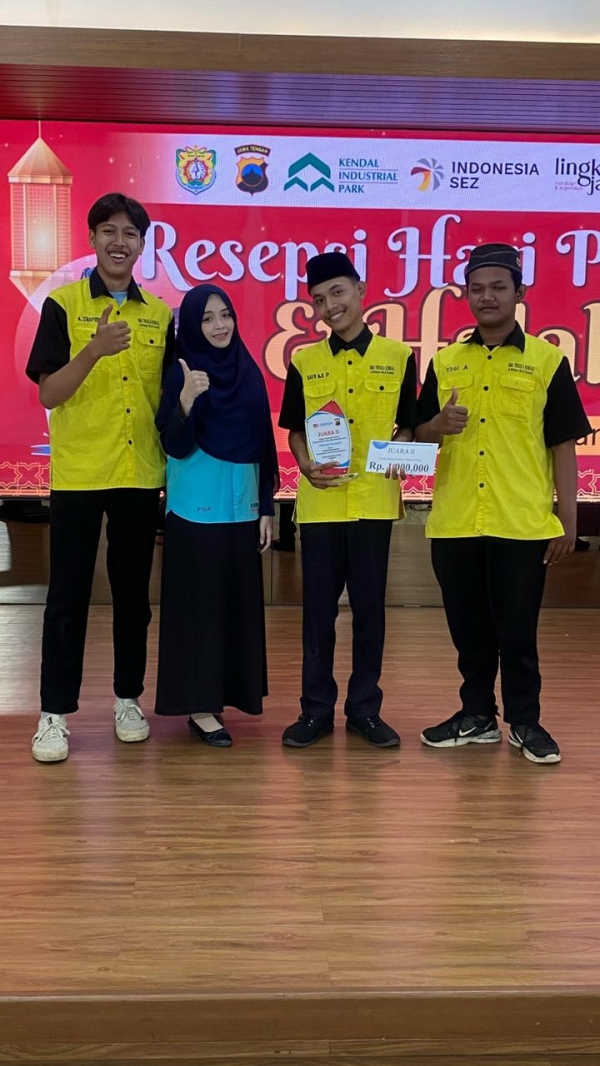 SMA_TRISULA_KENDAL_Prestasi_Siswa_Hari_Pers_Nasional_2 Tim SMA Trisula Kendal dalam Lomba Hari Pers Nasional Kabupaten Kendal